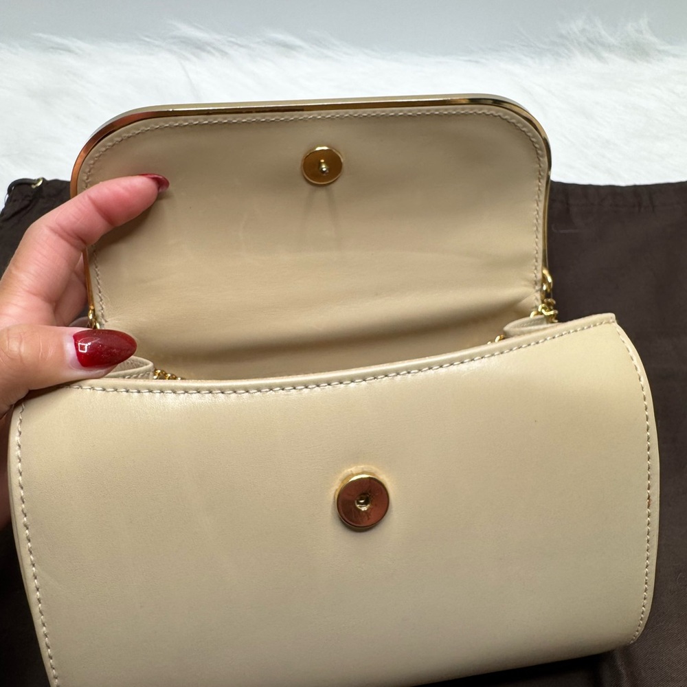#04960 Vintage Gucci Clutch - Picture 5 of 8